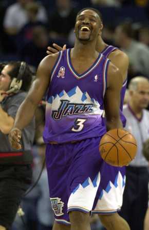 持在第二的 持在第二的