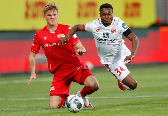 符或羽笔 符或羽笔